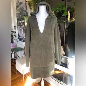 ZARA KNITTED HOODED SWEATER